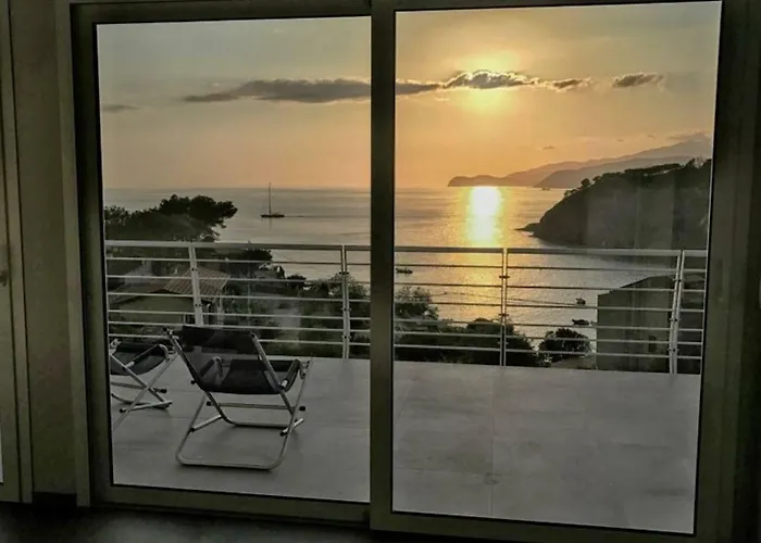 La Vela By Agenzia Solturelba Feriehus *